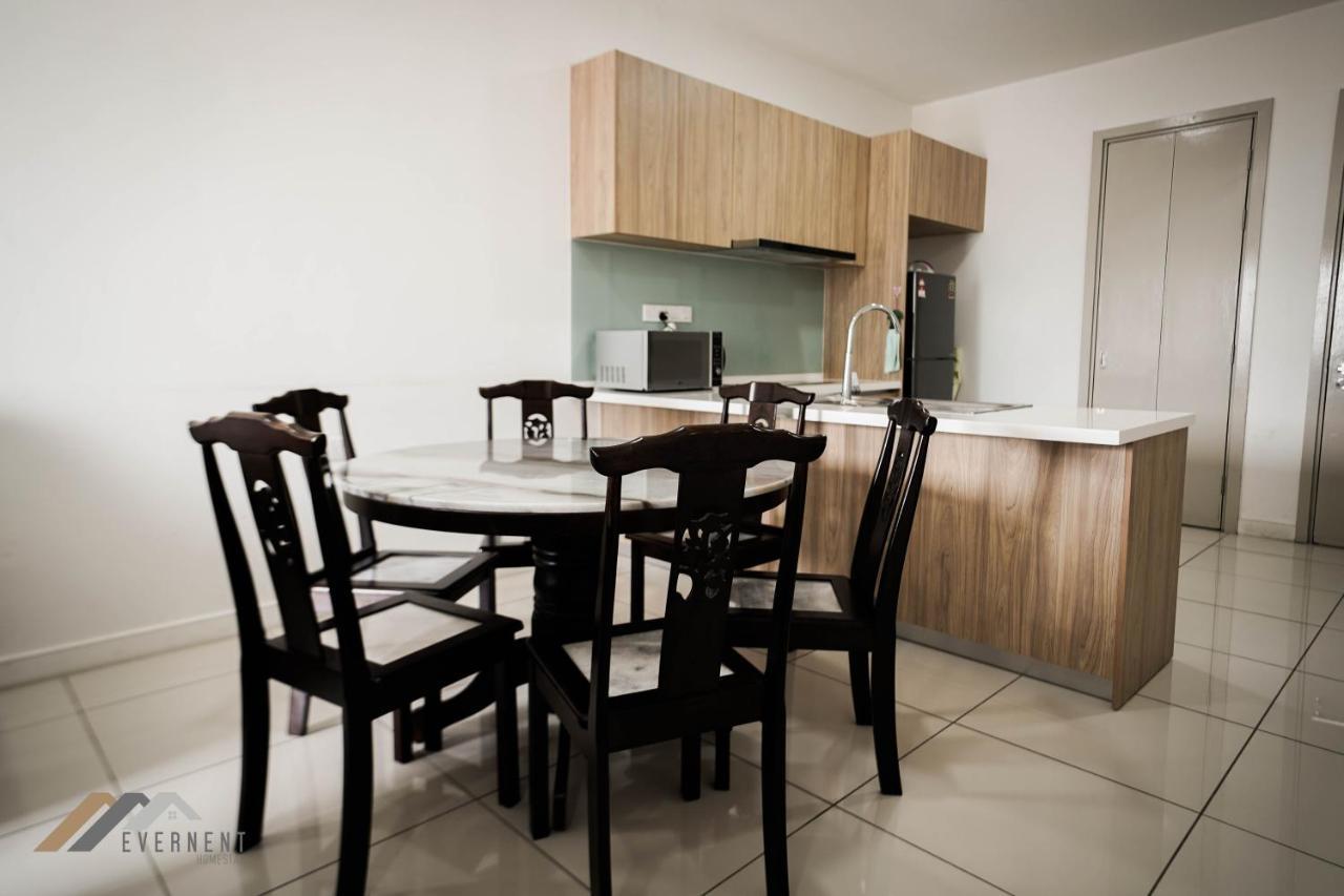 Marina Times Square Homestay By Evernent Мірі Екстер'єр фото