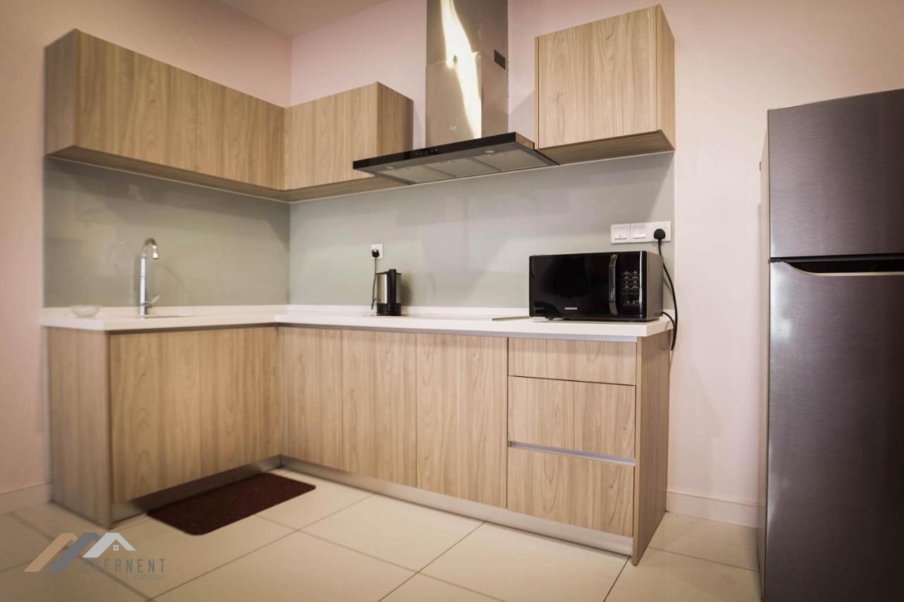 Marina Times Square Homestay By Evernent Мірі Екстер'єр фото