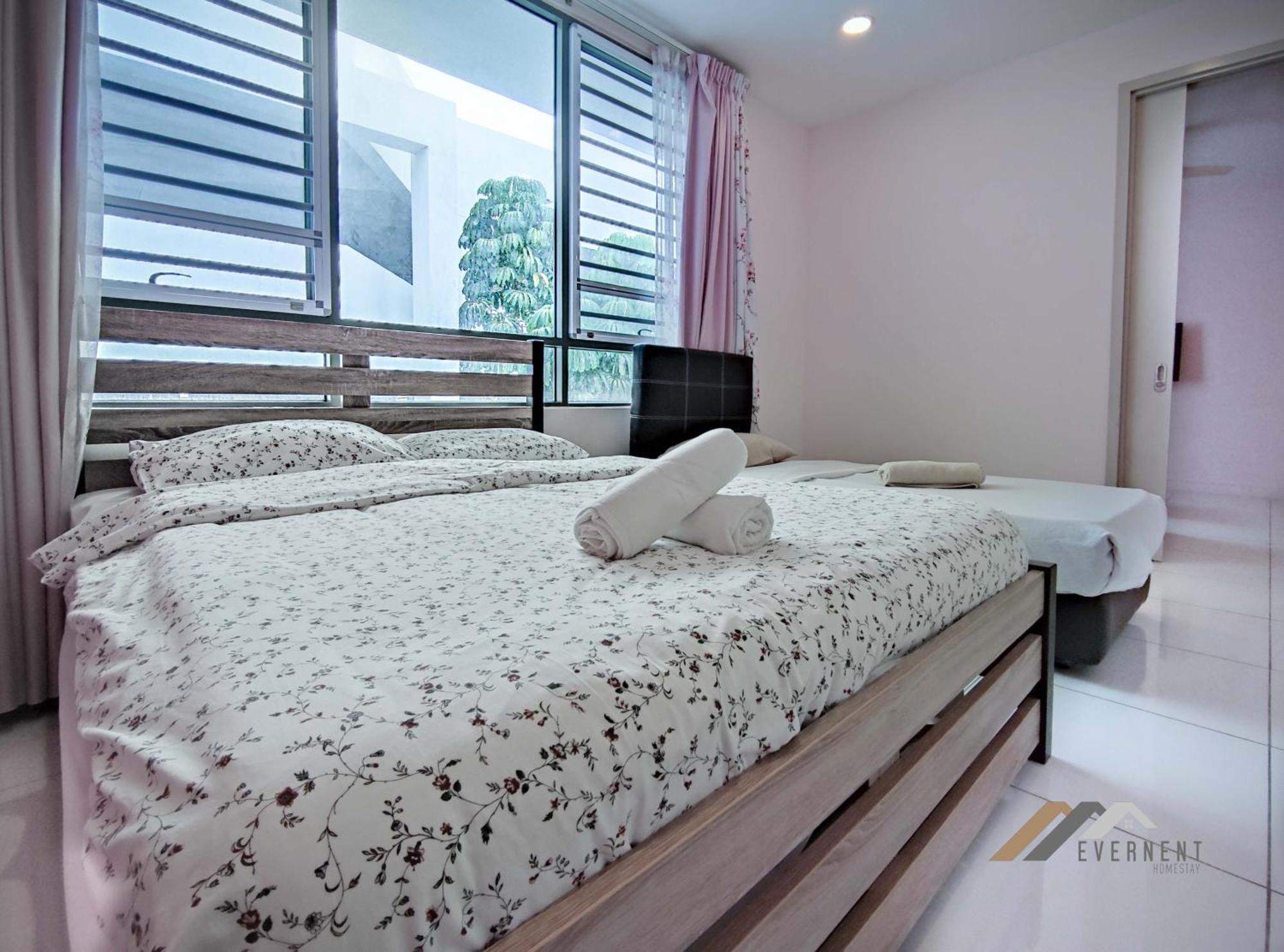 Marina Times Square Homestay By Evernent Мірі Екстер'єр фото